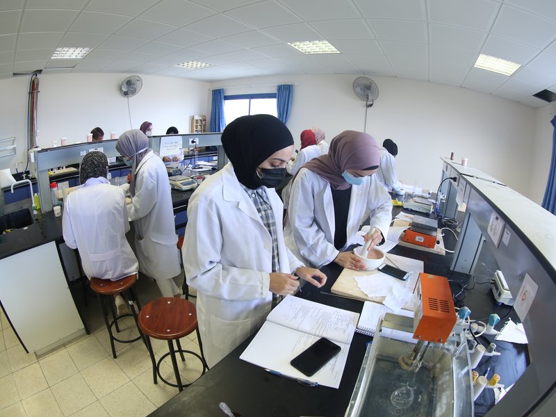Compounding Lab