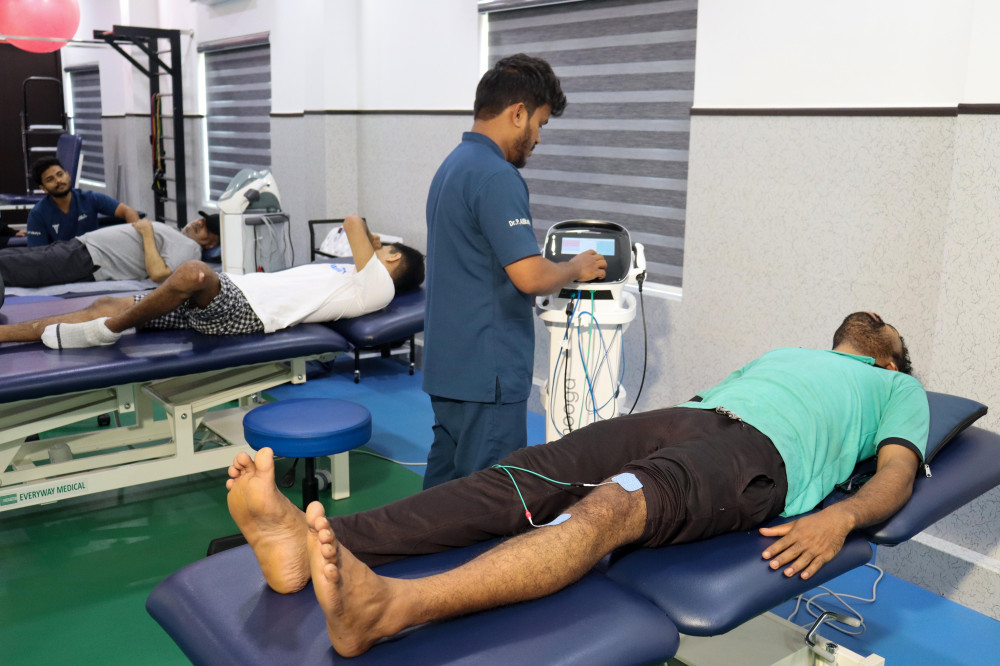 Electrotherapy Lab